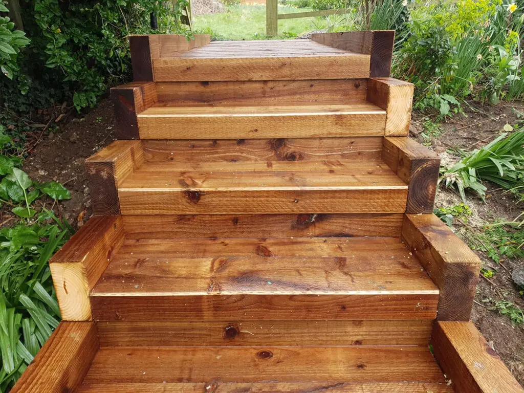 Garden-steps-digswell-6