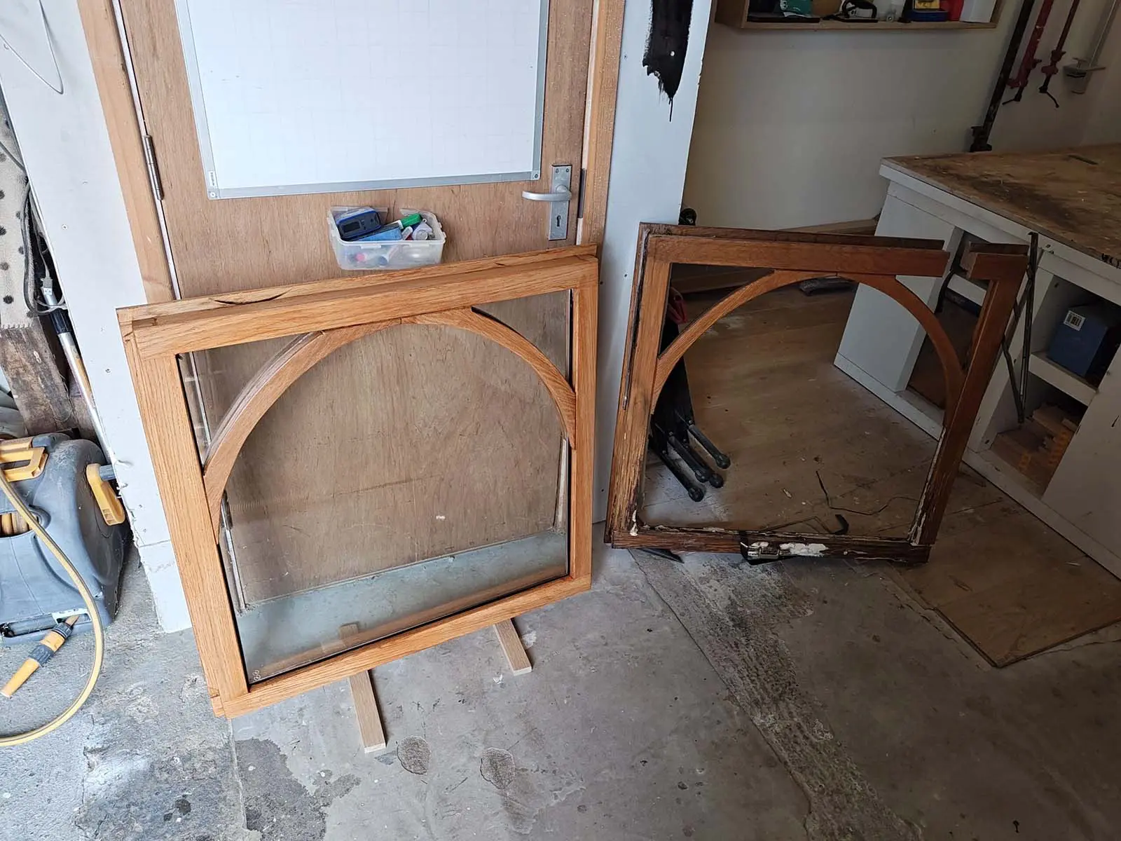 Oak-window-tewin-3