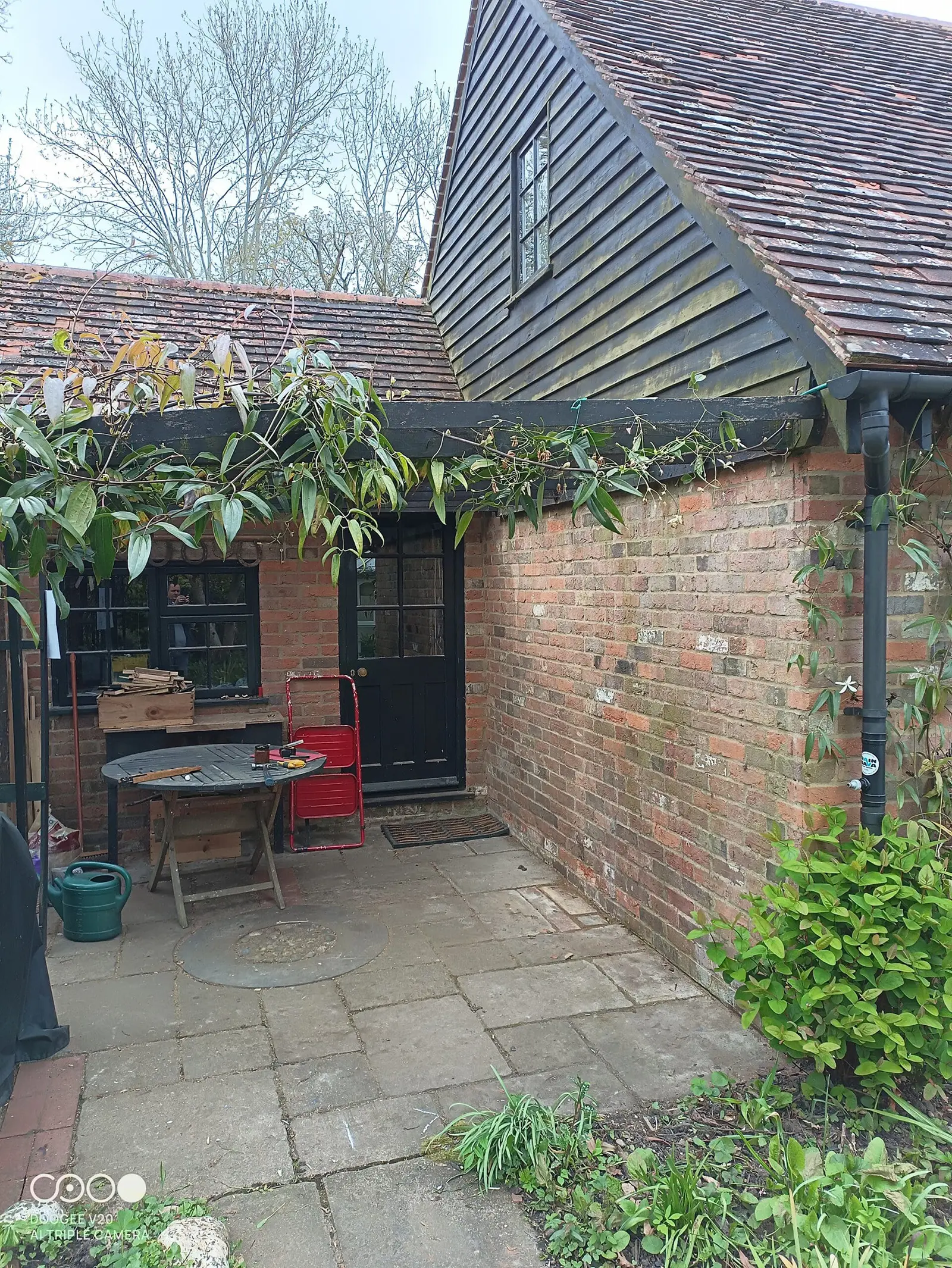 external-staircase-ayot-green-1