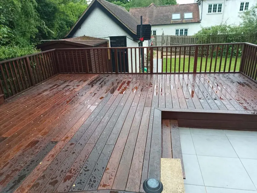 sun-room-decking-digswell-3